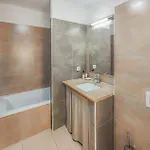 Dom wakacyjny 2 Bedroom Lovely In Saint-laurent-de-la-ca