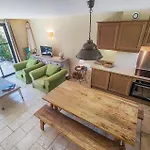 2 Bedroom Lovely In Saint-laurent-de-la-ca * Saint-Laurent-de-la-Cabrerisse