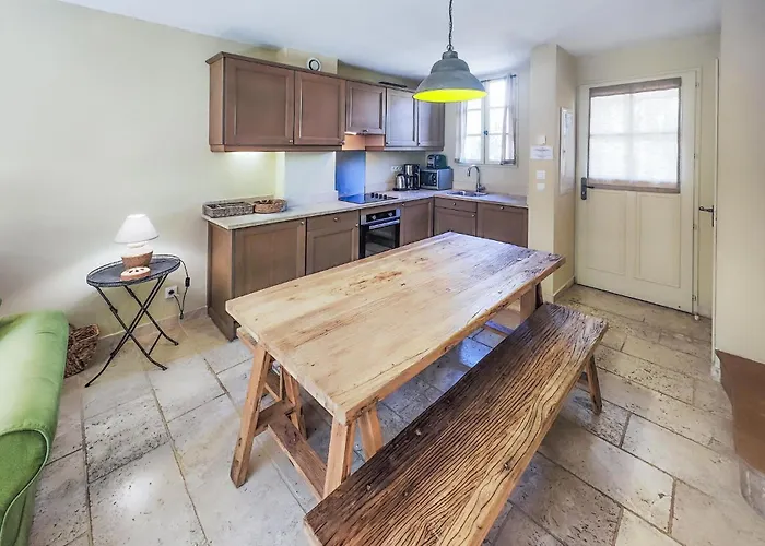 Σπίτι διακοπών 2 Bedroom Cozy In Saint-laurent-de-la-ca *