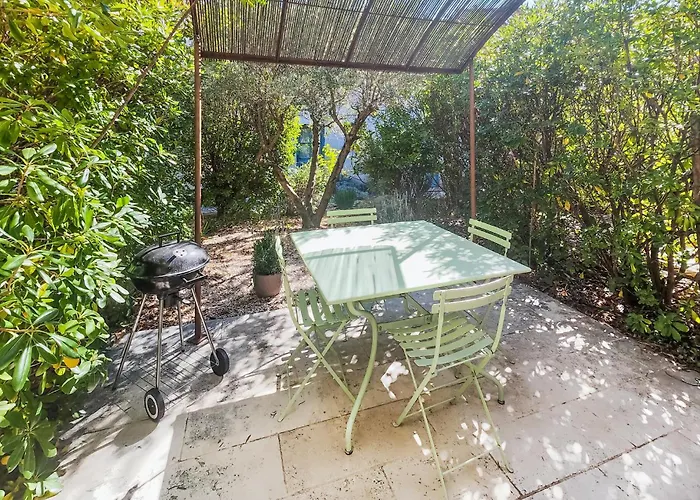 2 Bedroom Cozy In Saint-laurent-de-la-ca Σπίτι διακοπών Saint-Laurent-de-la-Cabrerisse